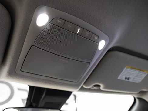 Used 2023 Nissan Leaf S image 29