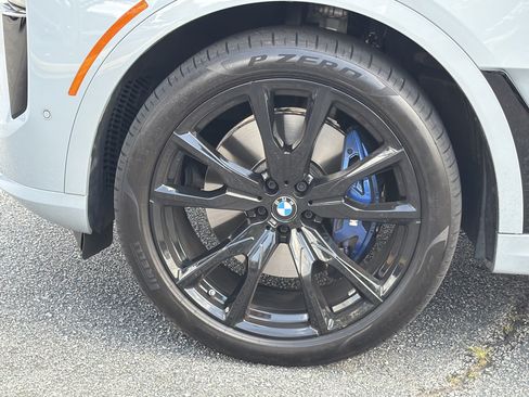 Used 2026 BMW X7 xDrive40i w/ M Sport Package AWD/4WD image 34