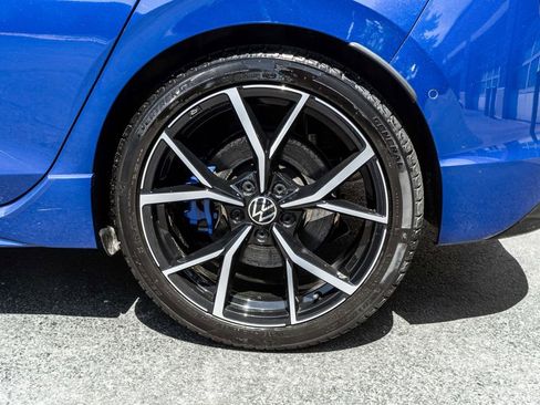 Used 2022 Volkswagen Golf R AWD/4WD image 30