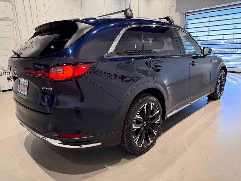 Used 2024 MAZDA CX-90 Plug-In Hybrid w/ Premium Pkg AWD/4WD image 9