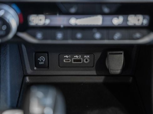 Used 2024 Nissan Sentra SR w/ Lighting Package image 27