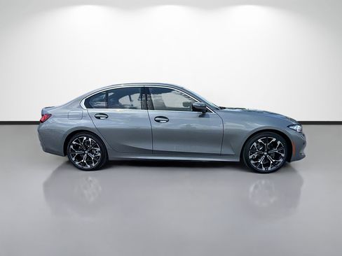New 2026 BMW 330i Sedan w/ Convenience Package RWD image 2