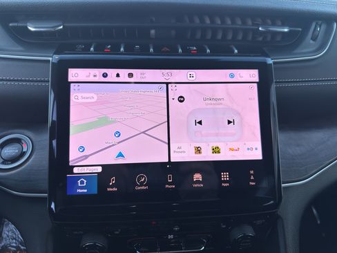 Used 2025 Jeep Grand Cherokee L Limited w/ Trailer Tow Package image 23