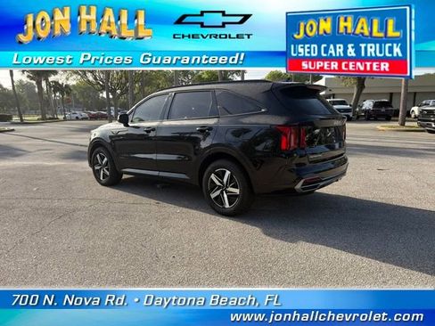 Used 2023 Kia Sorento EX w/ Panoramic Sunroof Package image 6