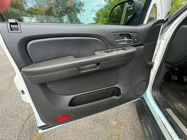 Used 2007 Chevrolet Tahoe 4WD w/ Skid Plate Package image 5