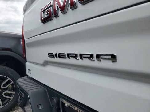 New 2026 GMC Sierra 1500 SLT w/ SLT Premium Package RWD image 8