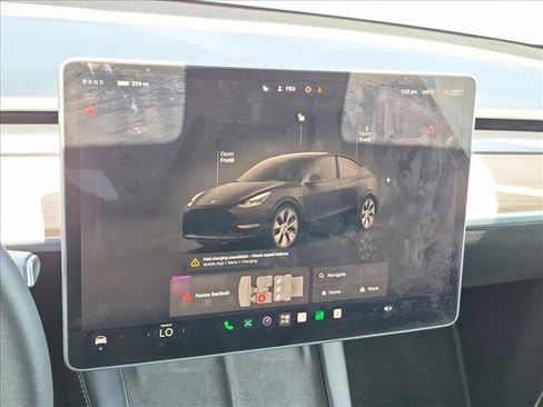 Used 2023 Tesla Model Y Long Range AWD/4WD image 10