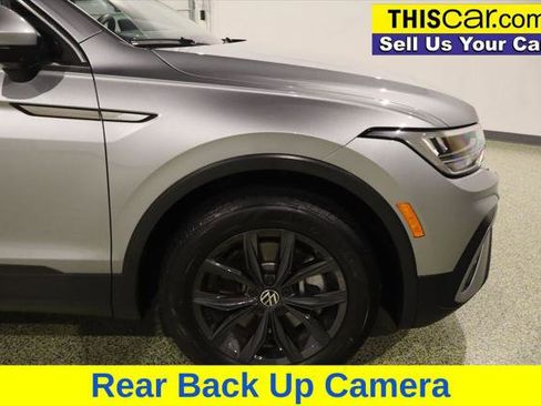 Used 2024 Volkswagen Tiguan SE image 10