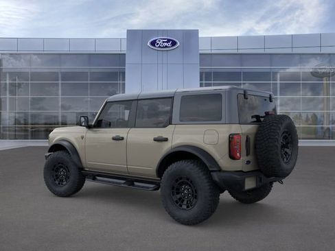 New 2026 Ford Bronco Badlands w/ Sasquatch Package image 4