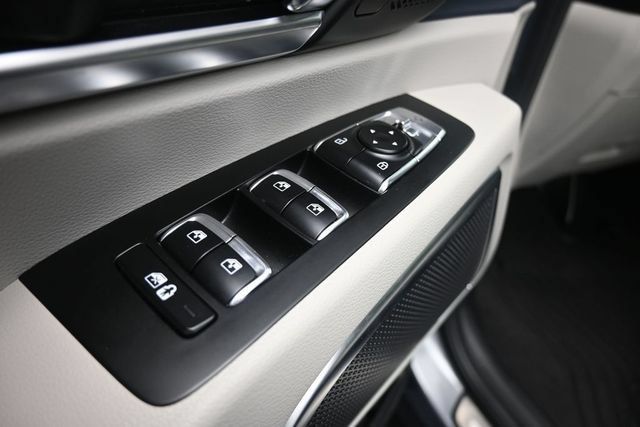 Used 2025 Kia Telluride SX Prestige AWD/4WD image 22
