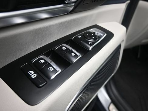 Used 2025 Kia Telluride SX Prestige AWD/4WD image 22
