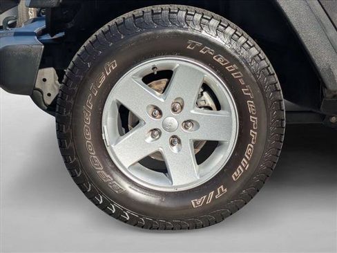 Used 2018 Jeep Wrangler Unlimited Sport S image 21