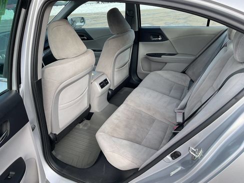 Used 2014 Honda Accord EX image 27