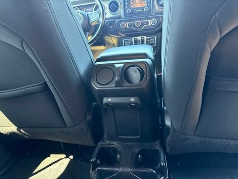 Used 2020 Jeep Wrangler Unlimited Sport S AWD/4WD image 36
