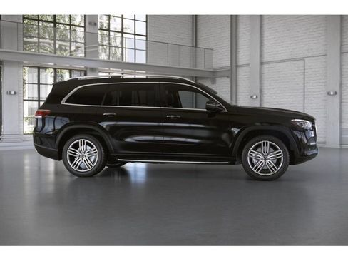 Certified 2022 Mercedes-Benz GLS 450 4MATIC image 16
