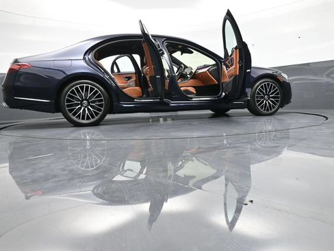 Used 2026 Mercedes-Benz S 580 4MATIC Sedan image 54