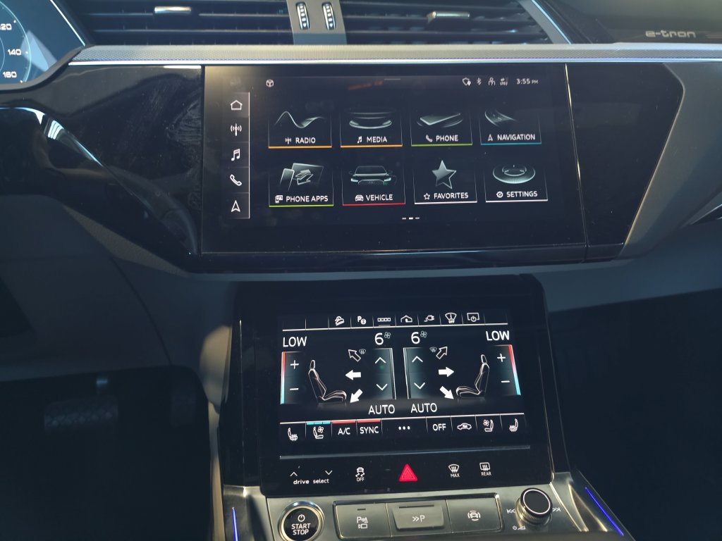 Used 2024 Audi Q8 e-tron Prestige w/ Prestige Package AWD/4WD image 21
