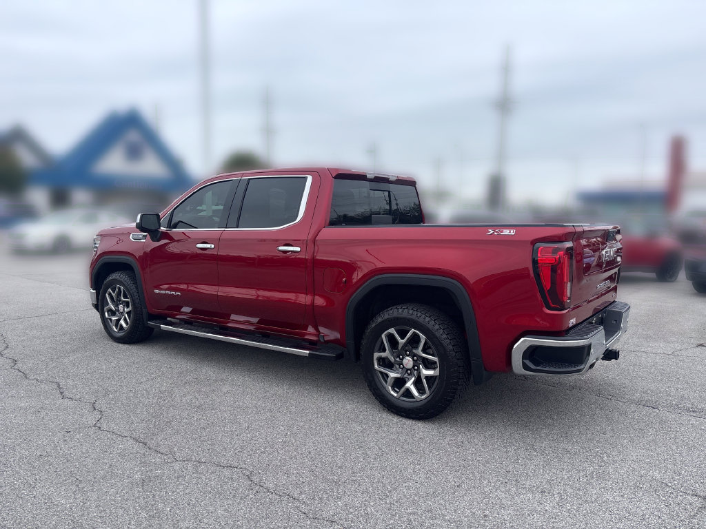 Used 2024 GMC Sierra 1500 SLT w/ SLT Premium Plus Package AWD/4WD image 4