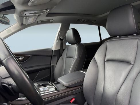 Used 2023 Audi Q8 Premium Plus w/ Premium Plus Package image 23