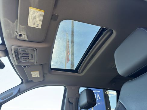 Used 2019 Chevrolet Silverado 1500 LTZ w/ LTZ Premium Package image 25