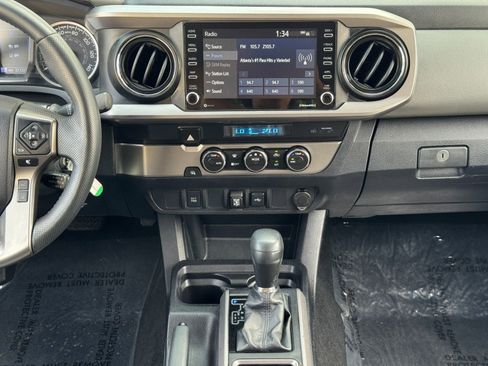 Used 2021 Toyota Tacoma SR5 RWD image 21