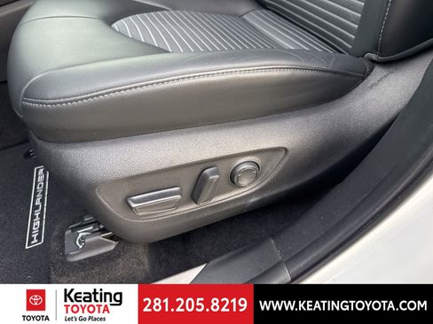 Certified 2024 Toyota Highlander XSE image 15