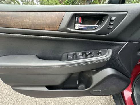 Used 2016 Subaru Outback 3.6R Limited AWD/4WD image 17