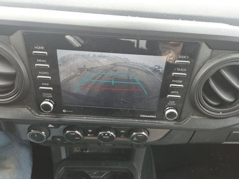 Used 2022 Toyota Tacoma SR image 25