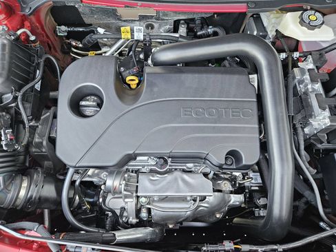 New 2027 Chevrolet Equinox LT w/ Convenience Package II FWD image 28