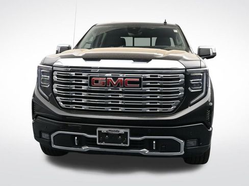 Used 2023 GMC Sierra 1500 Denali w/ Denali Reserve Package AWD/4WD image 2