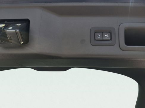 Used 2024 MAZDA CX-30 2.5 Turbo w/ Premium Plus Pkg image 8