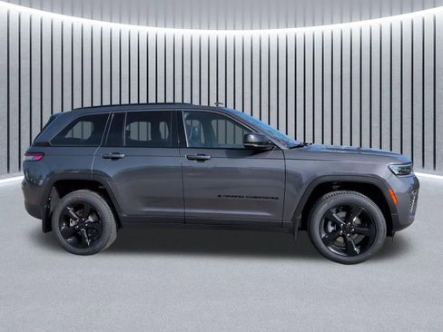 New 2026 Jeep Grand Cherokee Limited image 5