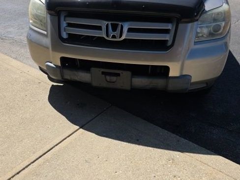 Used 2006 Honda Pilot LX image 3
