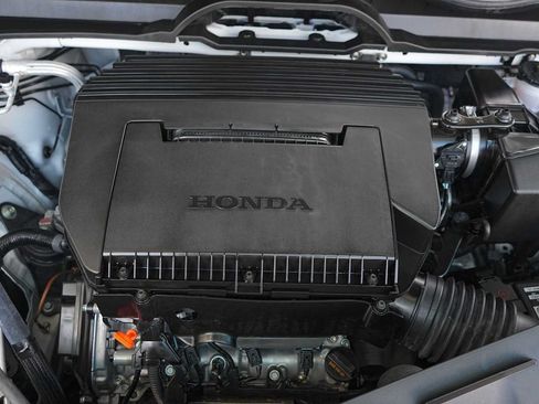 Certified 2026 Honda Pilot EX-L image 8