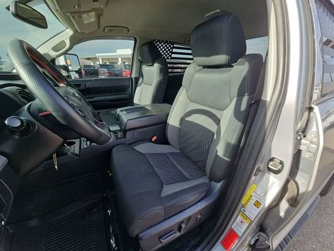 Used 2017 Toyota Tundra SR5 w/ SR5 Upgrade Package RWD image 15