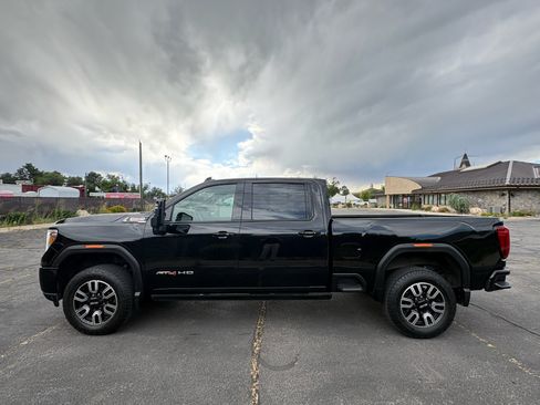 Used 2023 GMC Sierra 3500 AT4 w/ AT4 Premium Plus Package AWD/4WD image 12