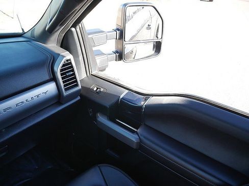 Used 2020 Ford F350 Platinum w/ FX4 Off-Road Package image 24