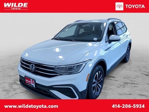 Used 2024 Volkswagen Tiguan S image 1