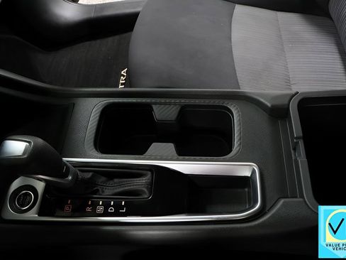 Used 2021 Nissan Sentra SV image 18