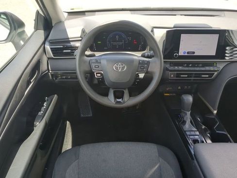 Certified 2025 Toyota Camry LE image 15