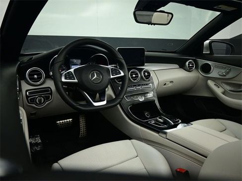Used 2018 Mercedes-Benz C 300 Cabriolet image 7