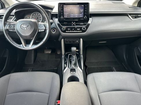 Used 2022 Toyota Corolla Cross LE image 10