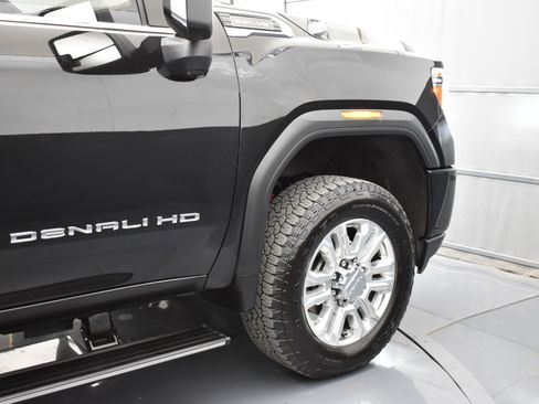 Used 2023 GMC Sierra 2500 Denali w/ Denali Ultimate Package image 47