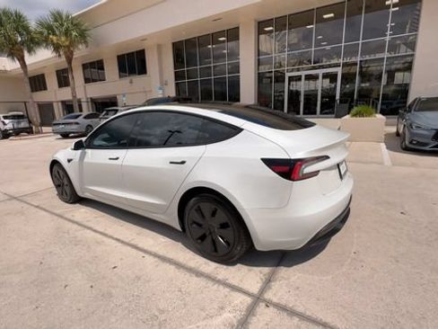Used 2025 Tesla Model 3 Long Range RWD image 10