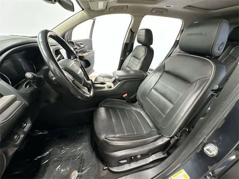 Used 2019 GMC Acadia Denali w/ Technology Package image 18