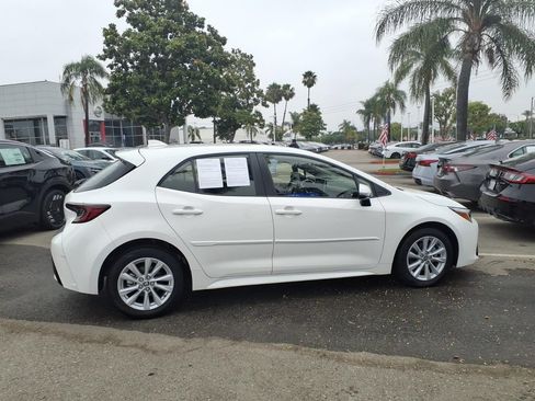 Used 2024 Toyota Corolla SE w/ SE Package FWD image 7