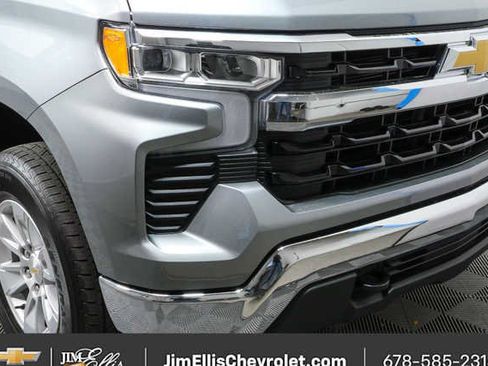 Certified 2025 Chevrolet Silverado 1500 LT AWD/4WD image 30