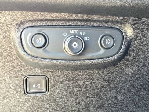 Used 2019 GMC Terrain SLT AWD/4WD image 28