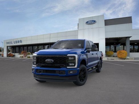 New 2026 Ford F250 XLT w/ XLT Premium Package AWD/4WD image 2