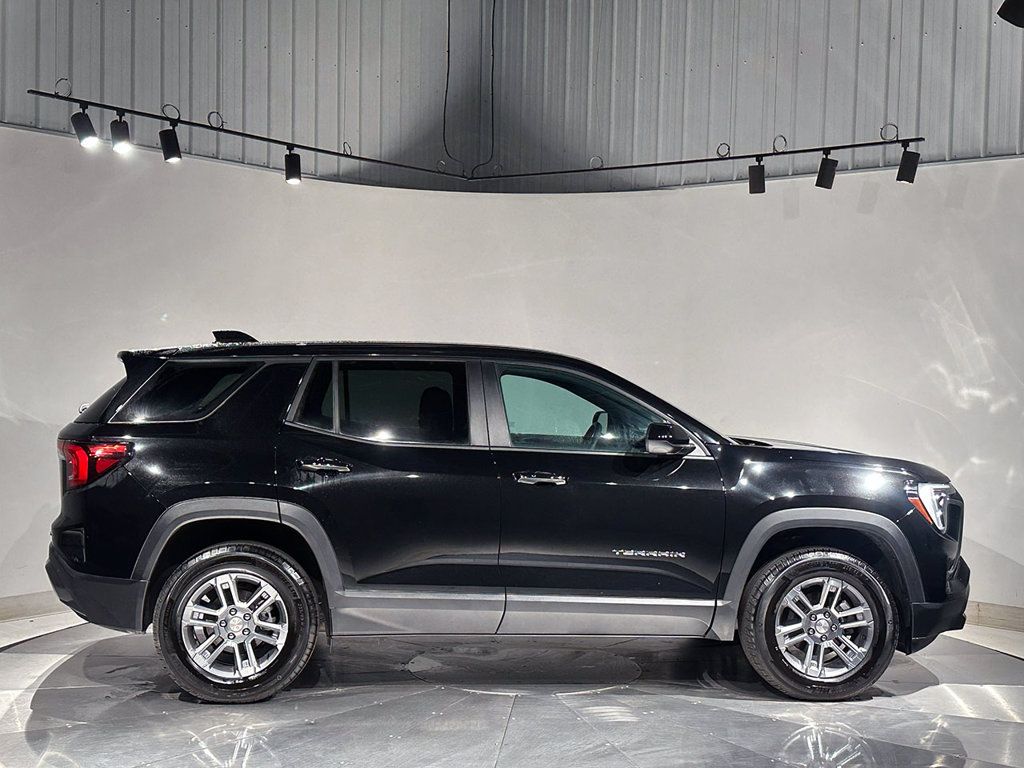 Used 2026 GMC Terrain Elevation AWD/4WD image 10